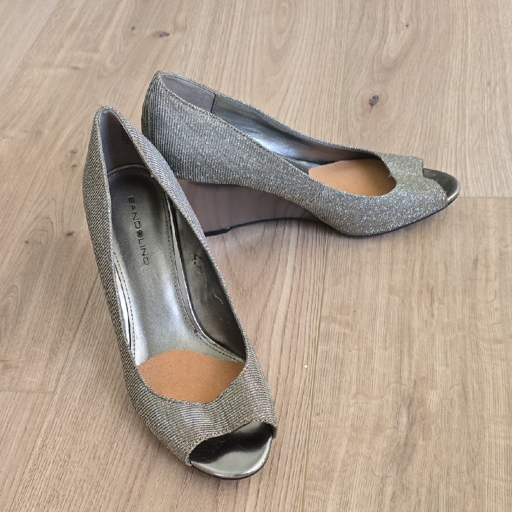 Sparkly Pewter Bandolino Wedges - 7M